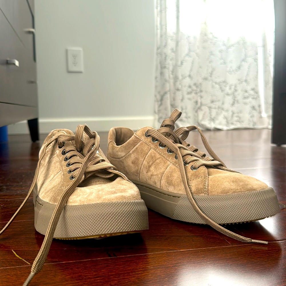 VINCE LARSEN ARMY GREEN SNEAKERS